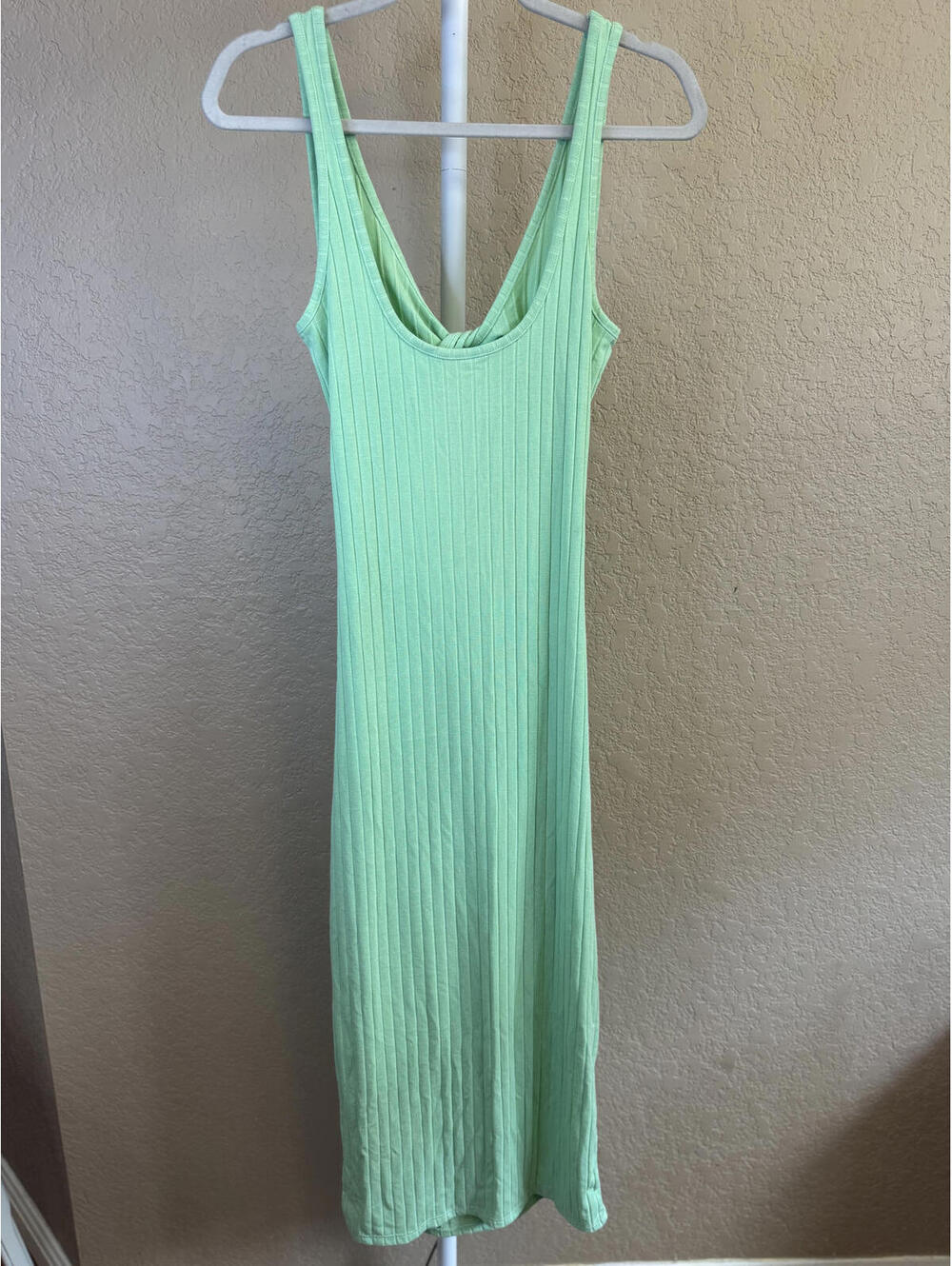 Billabong- Medium Green Dress